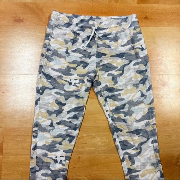 Old Navy Pink Leach & Gray Camo Lightweight Jogger Pants Girls Size XL 14/16 - Picture 3 of 7